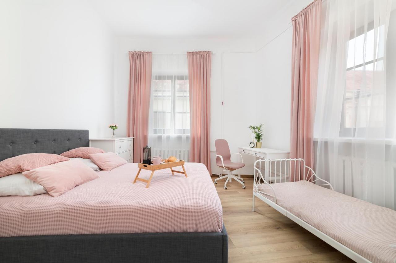 Easy Rent Apartments - Old Town Lublin Extérieur photo